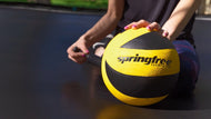 Bild in Galerie-Viewer laden, lady pumping a springfree trampoline ball
